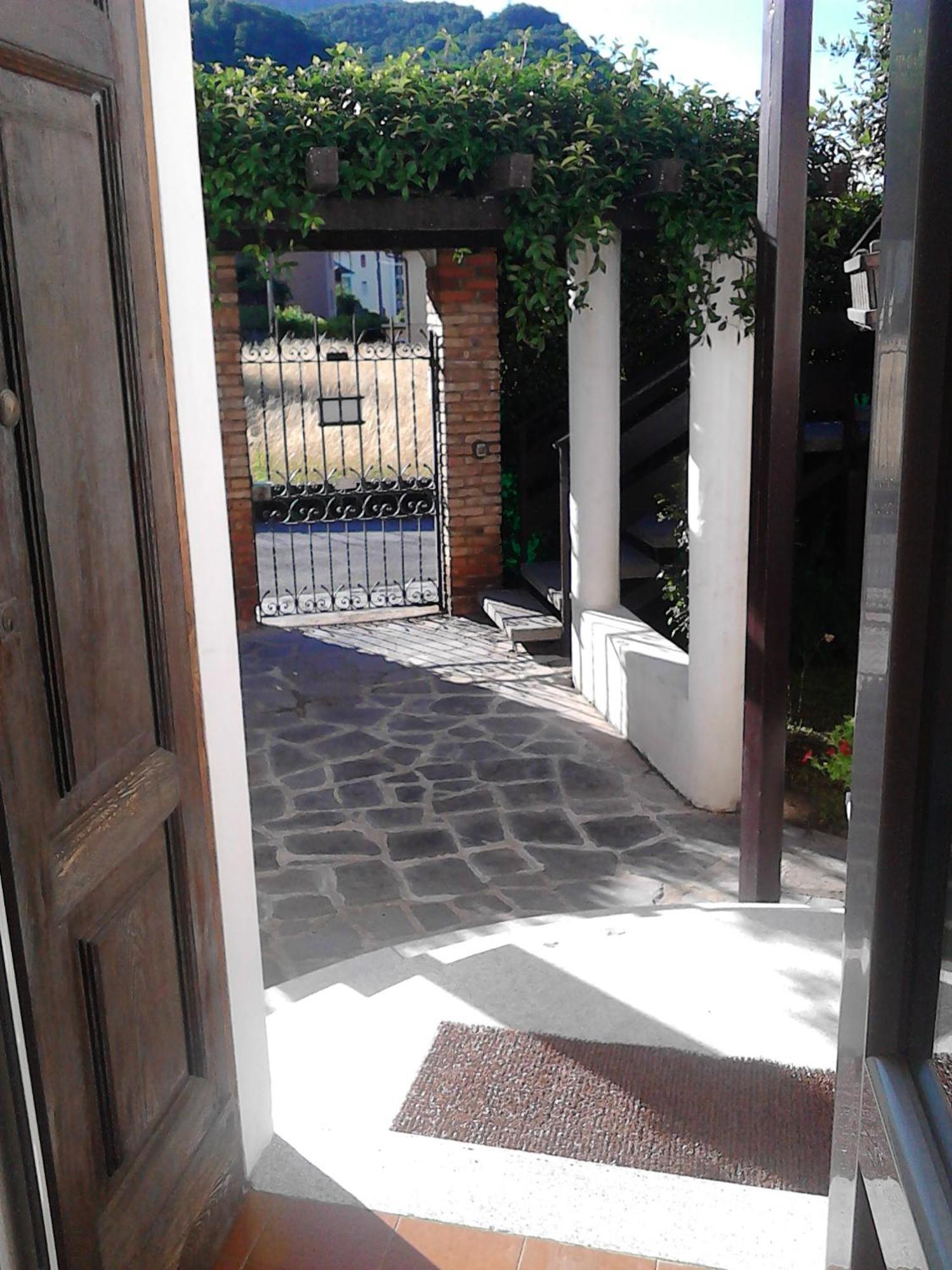 B&B Le Colombine อับบาเดีย ลาเรียนา ภายนอก รูปภาพ
